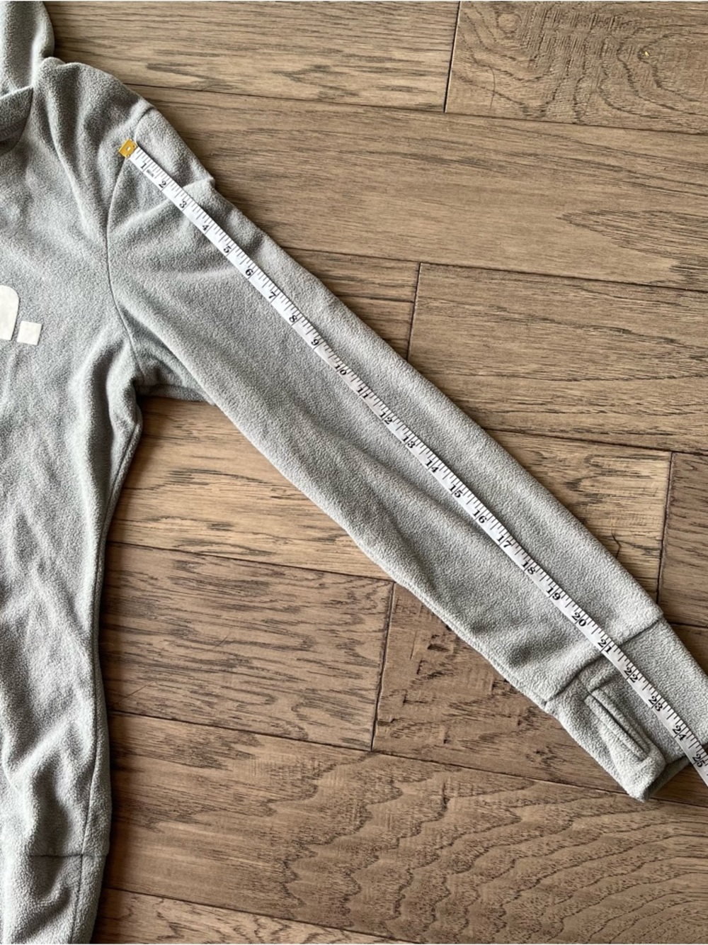 Bench Light Gray Pullover Hoodie Sweatshirt - Picture 8 of 9